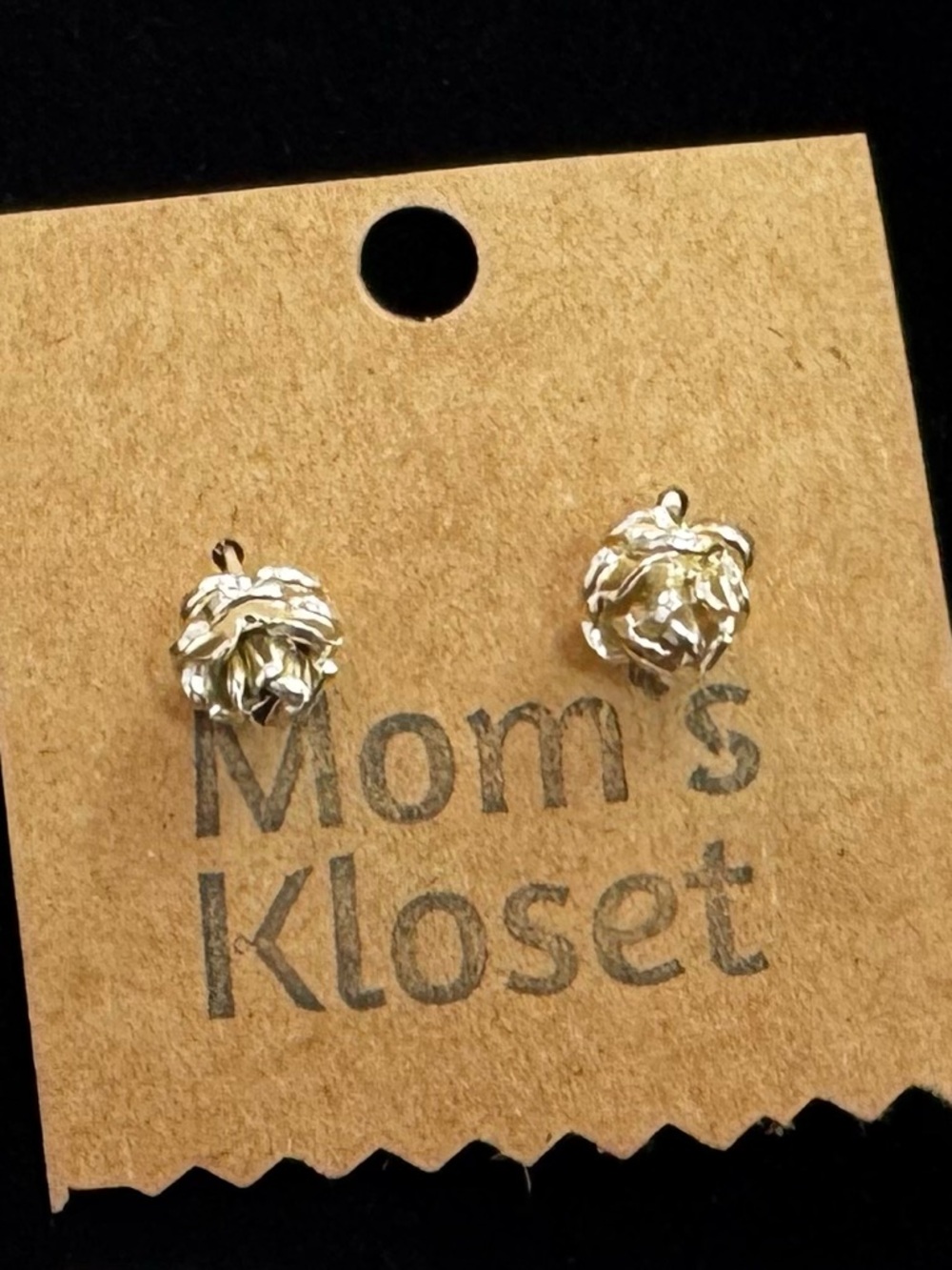Silver Rose Cluster Stud Earrings .925